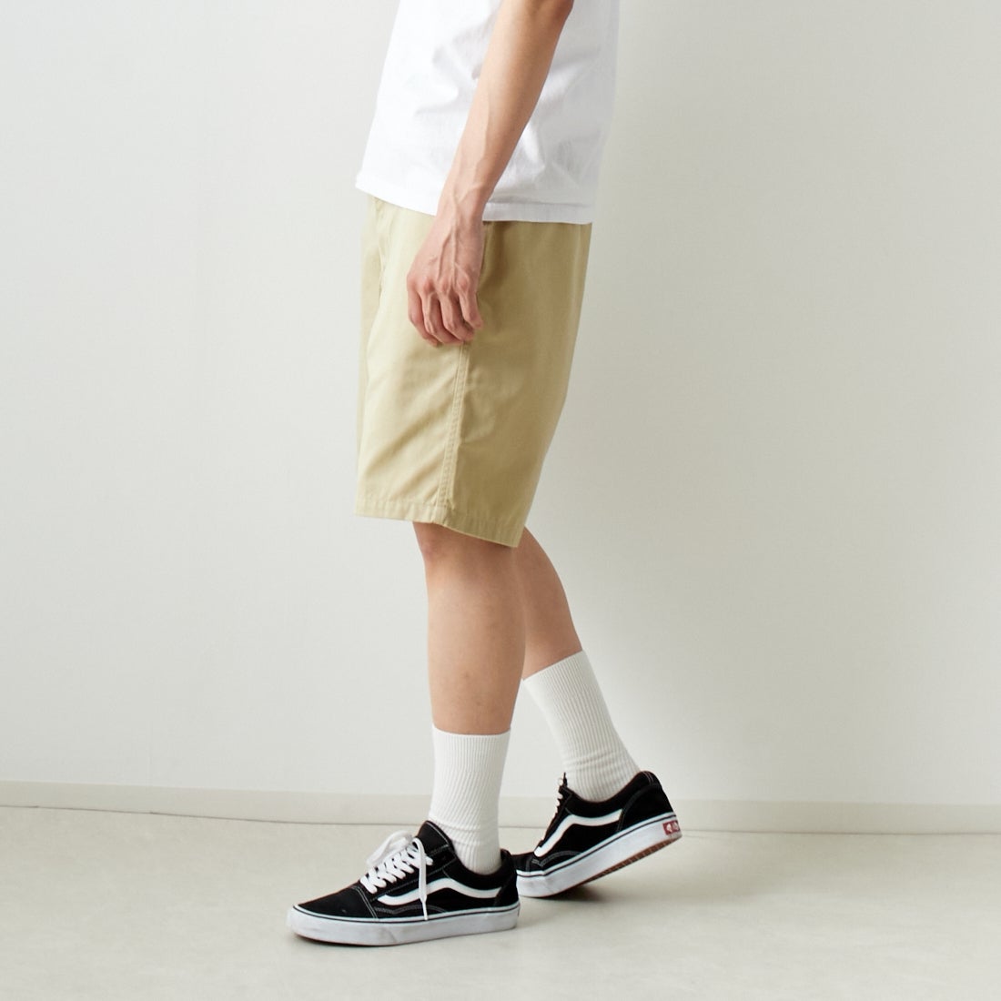 THE NORTH FACE PURPLE LABEL [ザ ノースフェイス パープルレーベル] チノフィールドショーツ [NT4404N] BE BEIGE &&モデル身長：182cm 着用サイズ：32&&