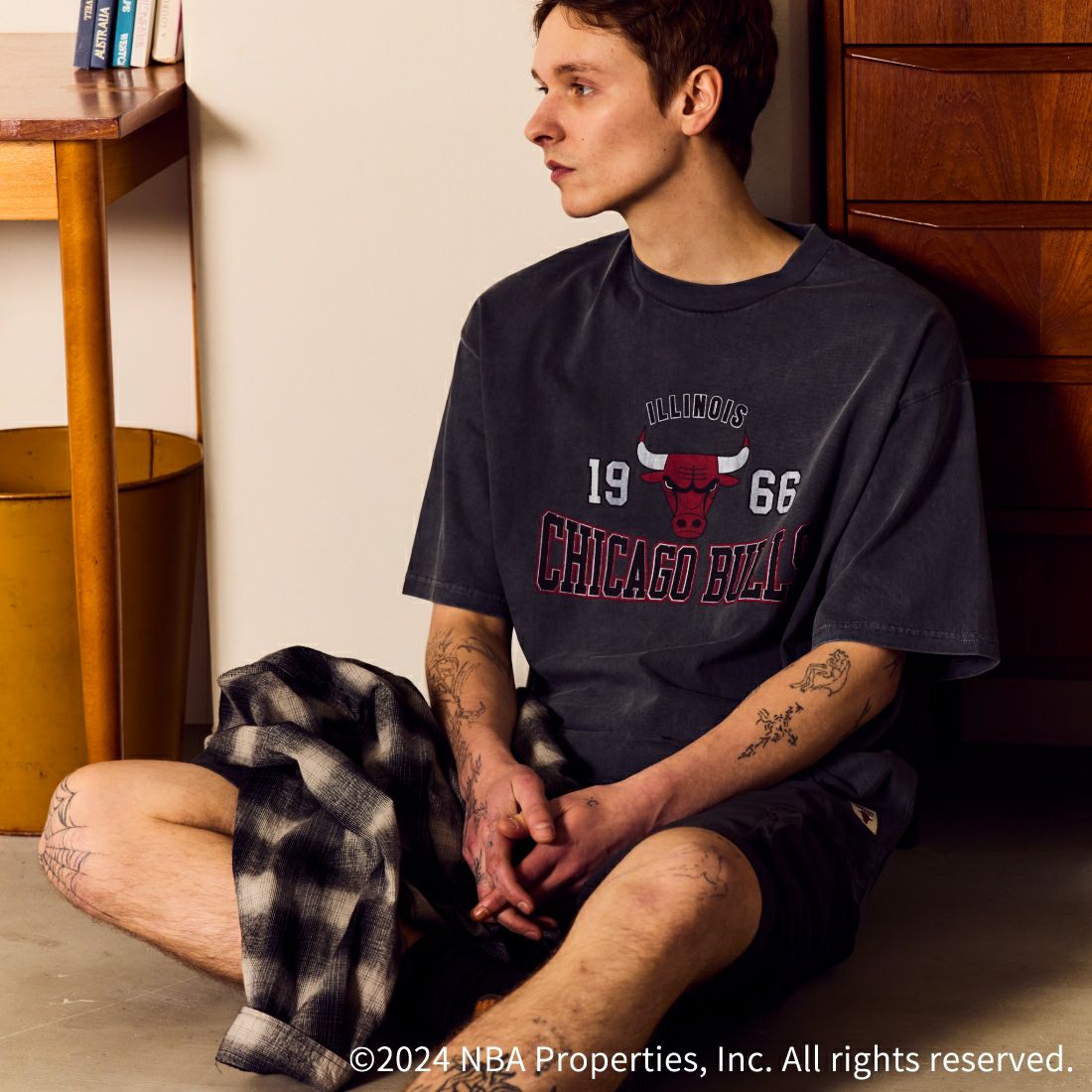 OFF THE COURT BY NBA [オフ ザ コート バイ エヌビーエー] 別注 チームTシャツ [JF-24SS-002-JF] BLK BULLS