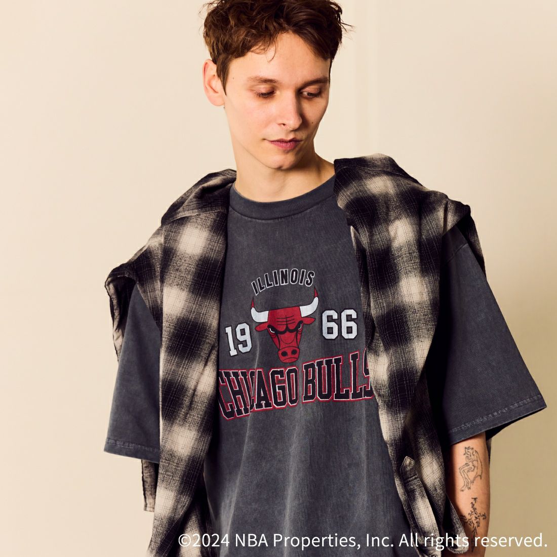 OFF THE COURT BY NBA [オフ ザ コート バイ エヌビーエー] 別注 チームTシャツ [JF-24SS-002-JF] BLK BULLS