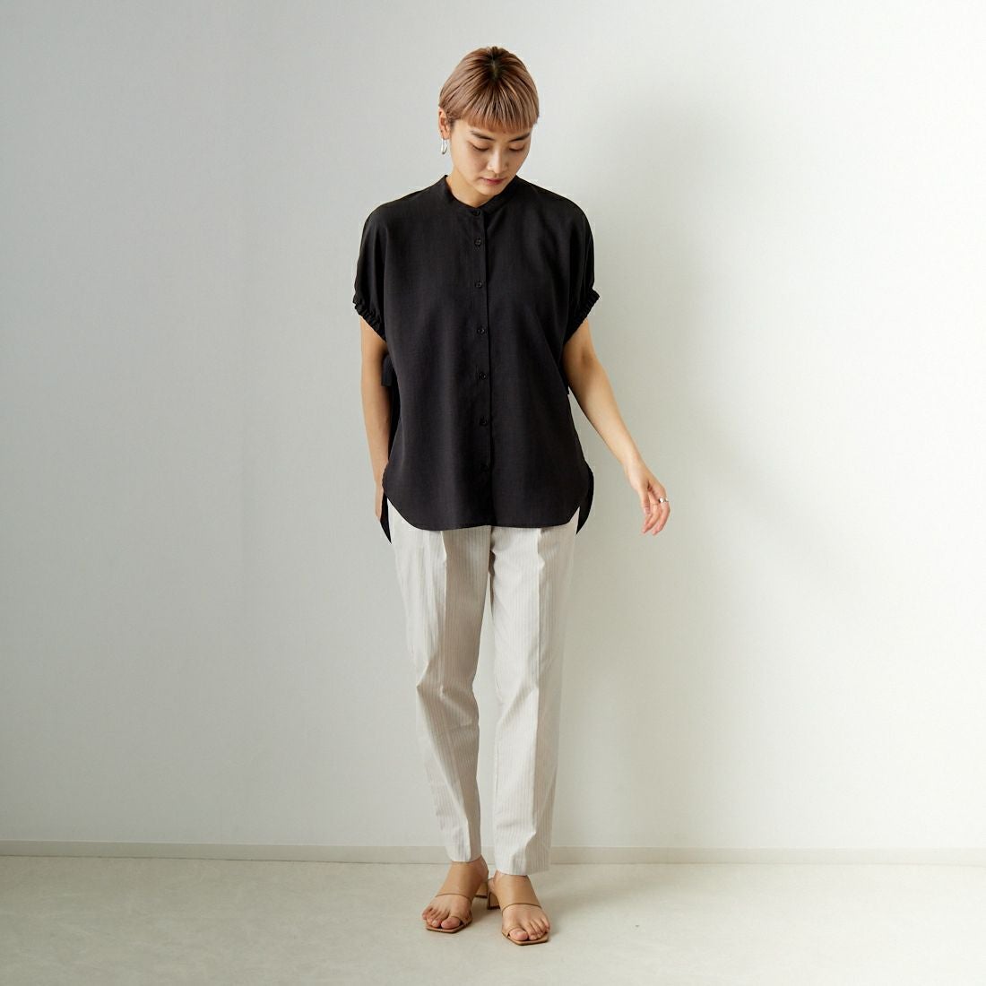 Jeans Factory Clothes [ジーンズファクトリークローズ] バックラッシュリネンプラススティックパンツ [21242052] 031 ｵﾌｽﾄﾗｲ &&モデル身長：160cm 着用サイズ：38&&