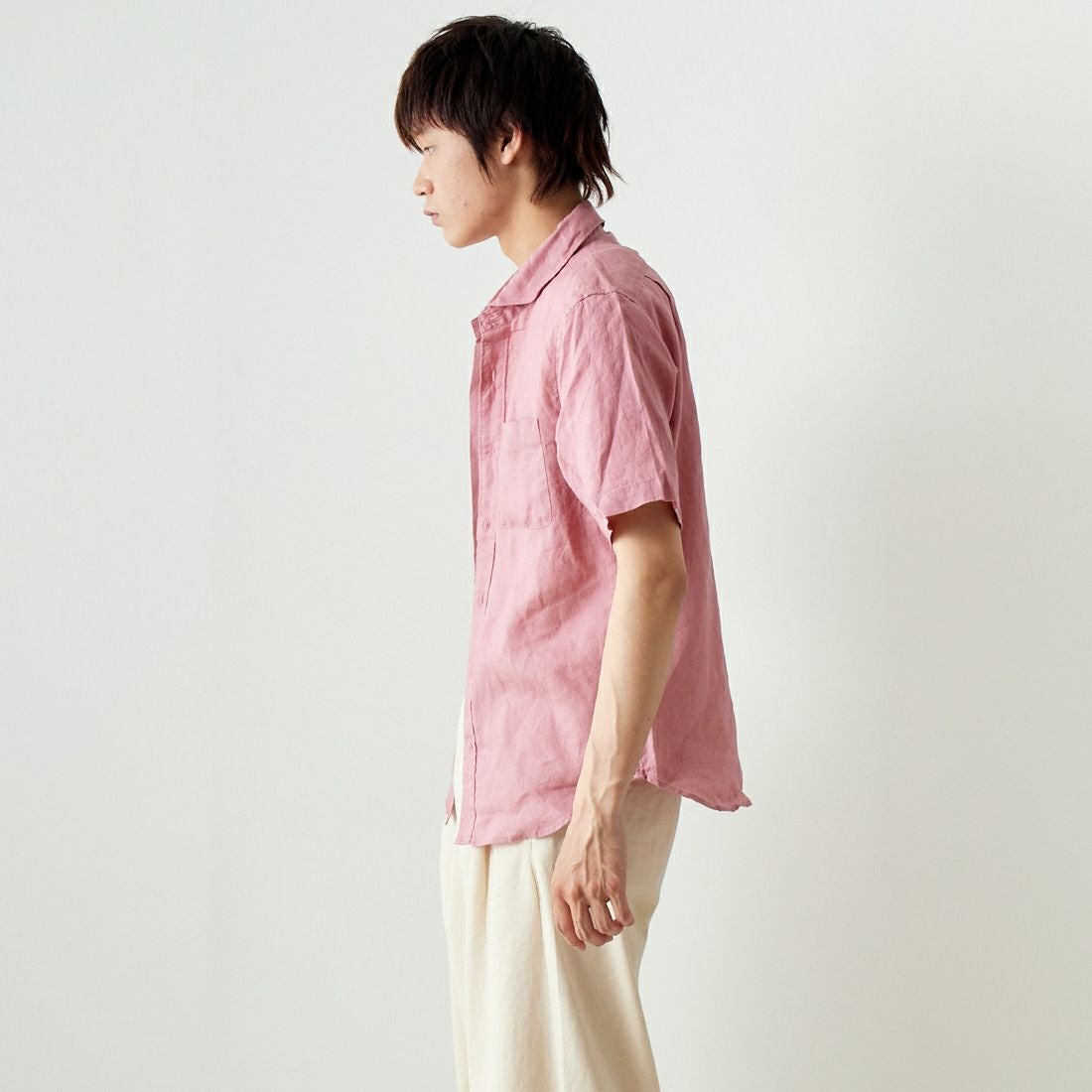 33Degrees [サーティスリーディグリーズ] フレンチリネン ショートスリーブシャツ [BFP610] 110 PINK &&モデル身長：182cm 着用サイズ：L&&