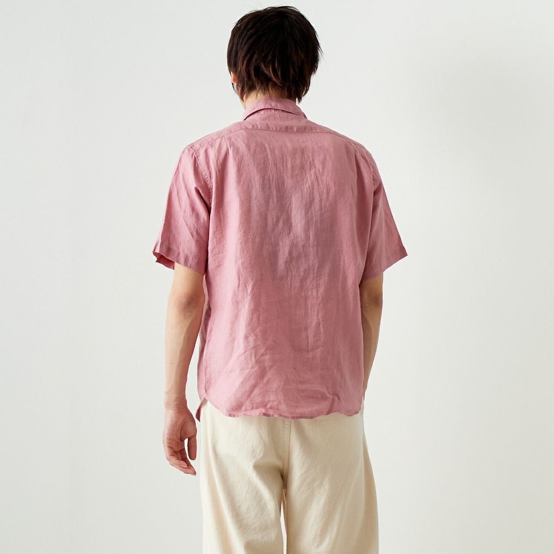 33Degrees [サーティスリーディグリーズ] フレンチリネン ショートスリーブシャツ [BFP610] 110 PINK &&モデル身長：182cm 着用サイズ：L&&