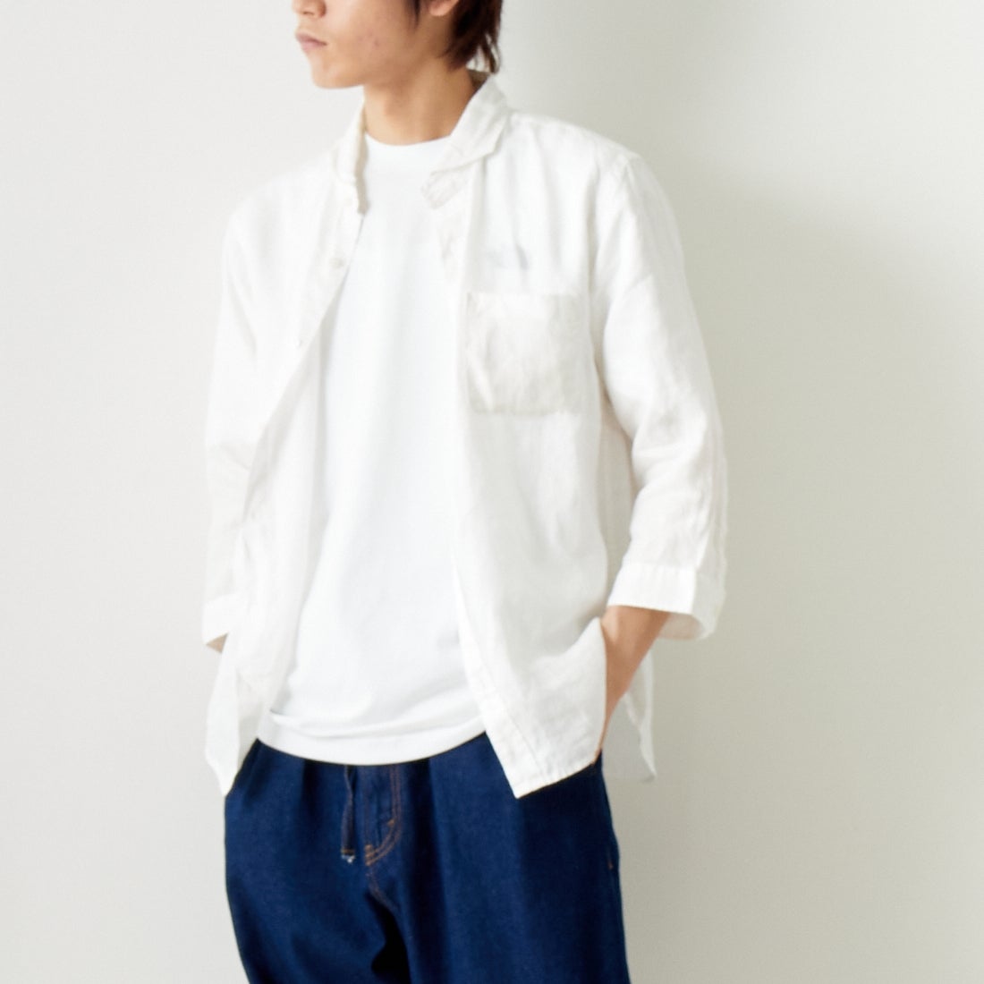33Degrees [サーティスリーディグリーズ] フレンチリネン 七分袖シャツ [BFQ210] 010 WHITE &&モデル身長：182cm 着用サイズ：L&&