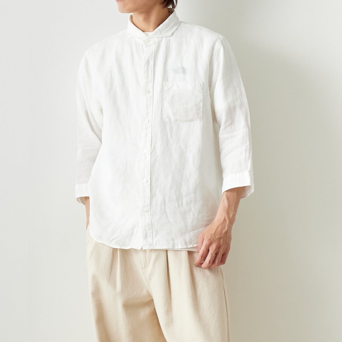 33Degrees [サーティスリーディグリーズ] フレンチリネン 七分袖シャツ [BFQ210] 010 WHITE &&モデル身長：182cm 着用サイズ：L&&