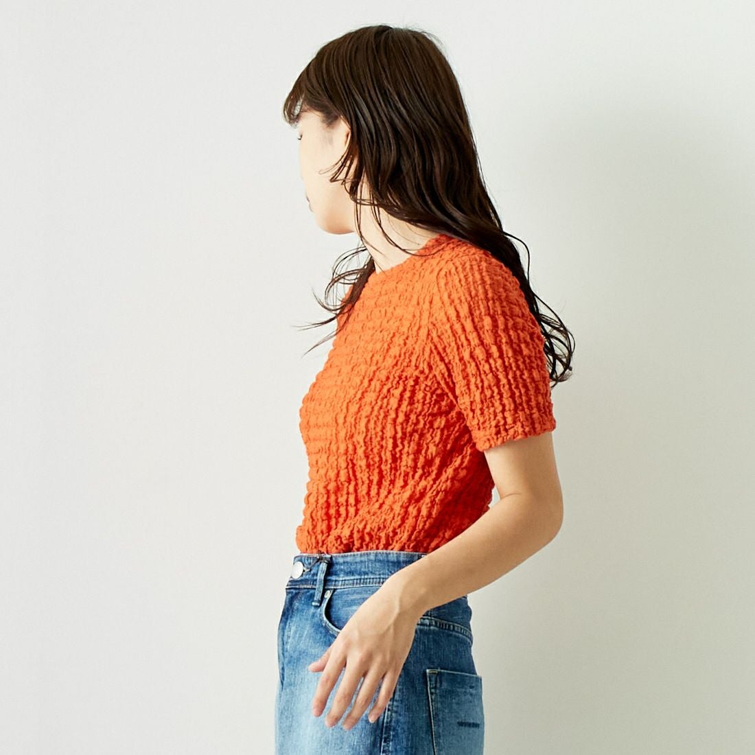 Jeans Factory Clothes [ジーンズファクトリークローズ] シャーリング プルオーバーカットソー [21242055] ｵﾚﾝｼﾞ &&モデル身長：167cm 着用サイズ：F&&