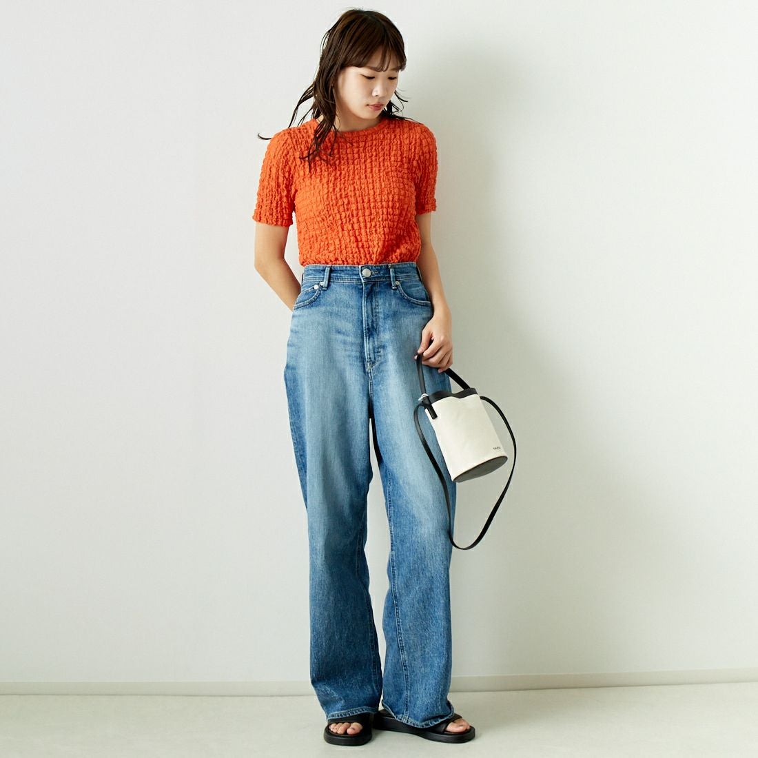 Jeans Factory Clothes [ジーンズファクトリークローズ] シャーリング プルオーバーカットソー [21242055] ｵﾚﾝｼﾞ &&モデル身長：167cm 着用サイズ：F&&