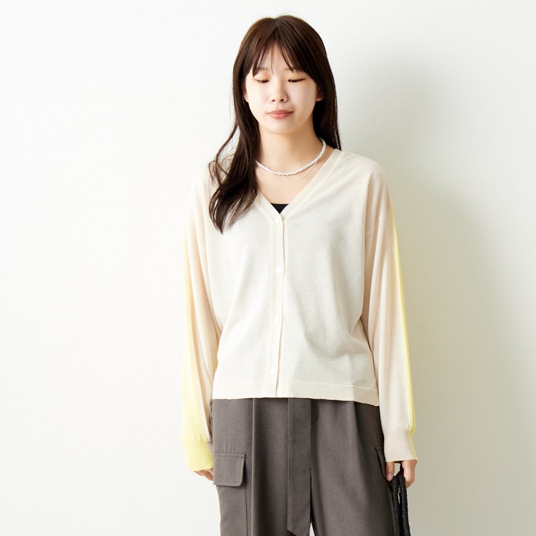 Jeans Factory Clothes [ジーンズファクトリークローズ] 2WAY UVカットカーディガン [116-5026] IVORY/YELL &&モデル身長：167cm 着用サイズ：F&&