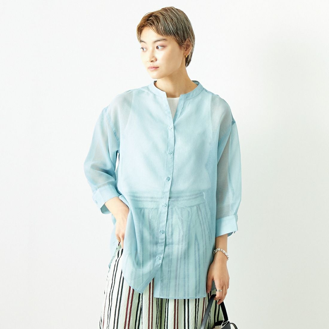 Jf Ready Made [ジェイエフレディメイド] シアーリネンバックリボンシャツ [754376] 72 ｸﾞﾘｰﾝ &&モデル身長：160cm 着用サイズ：F&&