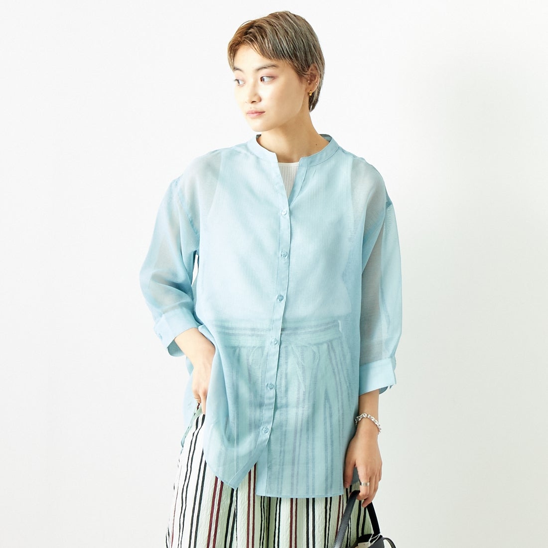 Jf Ready Made [ジェイエフレディメイド] シアーリネンバックリボンシャツ [754376] 72 ｸﾞﾘｰﾝ &&モデル身長：160cm 着用サイズ：F&&