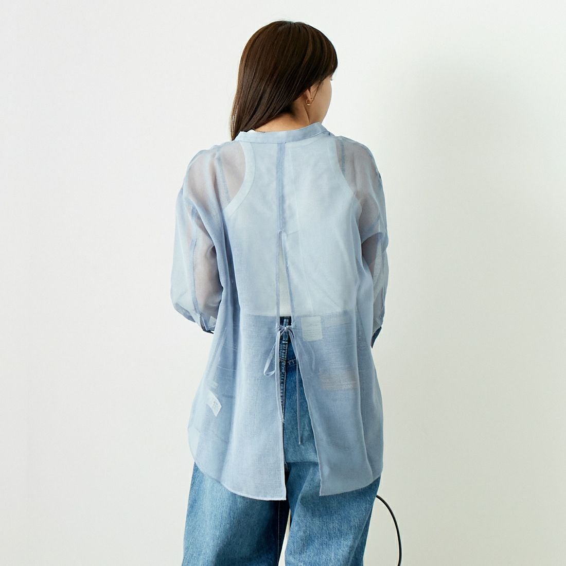 Jf Ready Made [ジェイエフレディメイド] シアーリネンバックリボンシャツ [754376] 86 ﾗｲﾄﾌﾞﾙｰ &&モデル身長：167cm 着用サイズ：F&&