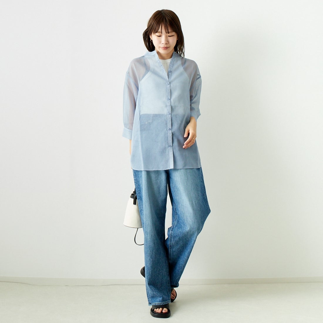 Jf Ready Made [ジェイエフレディメイド] シアーリネンバックリボンシャツ [754376] 86 ﾗｲﾄﾌﾞﾙｰ &&モデル身長：167cm 着用サイズ：F&&