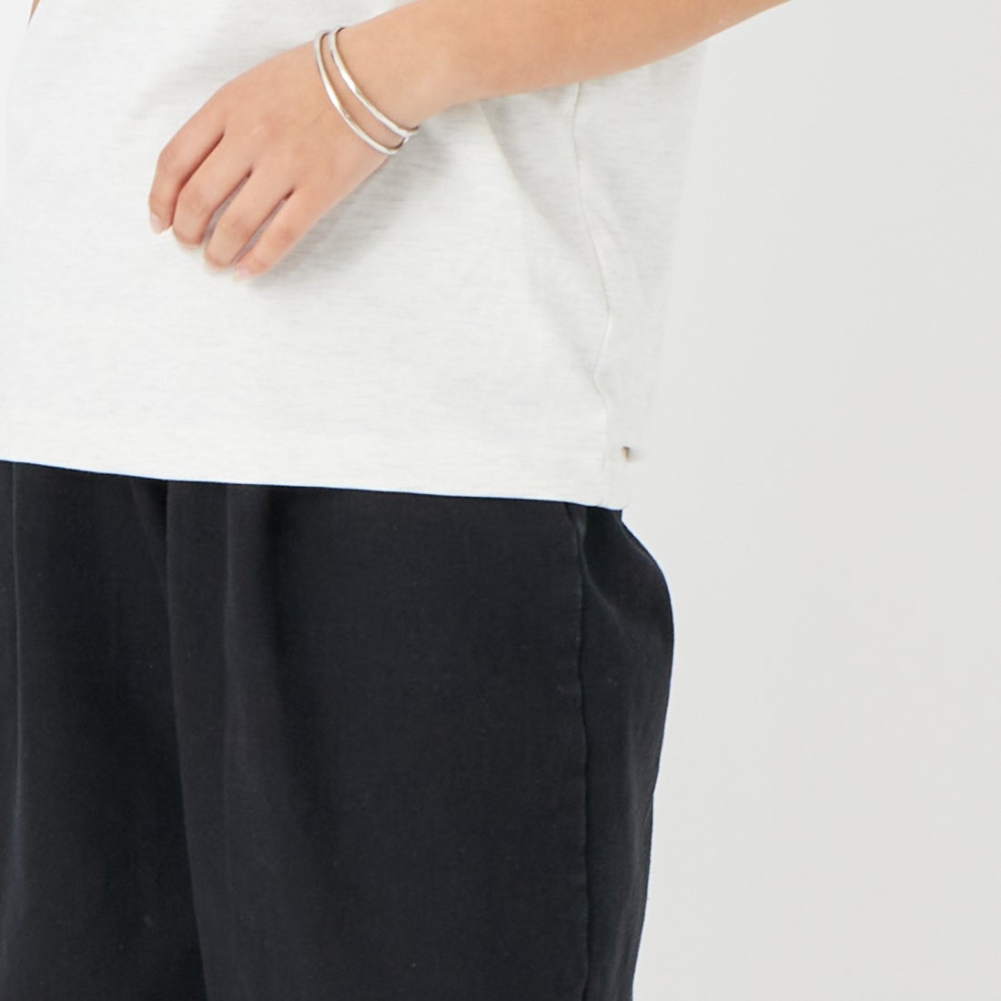 THE NORTH FACE [ザ ノースフェイス] ショートスリーブ ヒストリカルロゴTシャツ [NT32407] WX &&モデル身長：162cm 着用サイズ：S&&