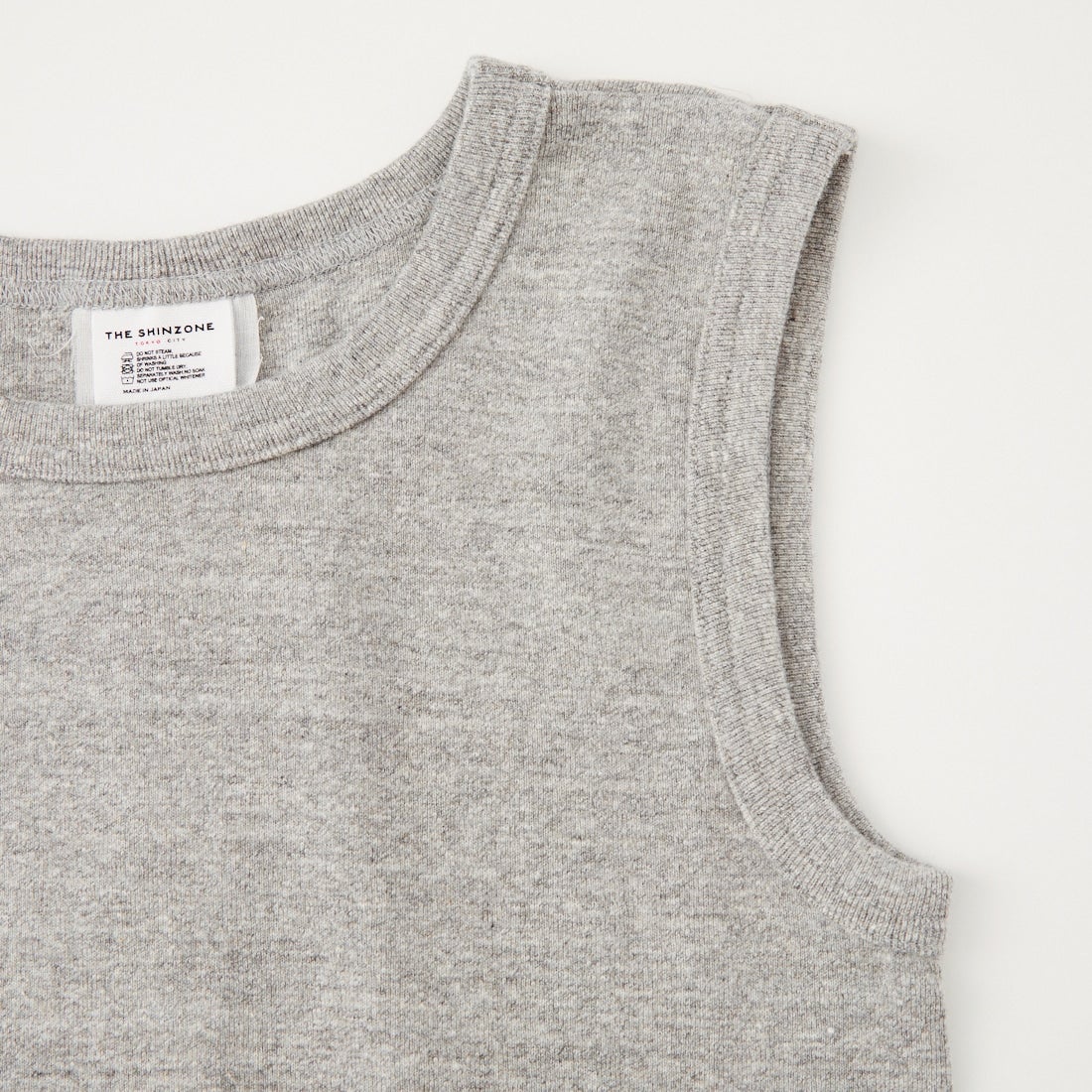 THE SHINZONE [ザ シンゾーン] サーキュラーリブ ノースリーブTシャツ [24MMSCU07] 06 GRAY