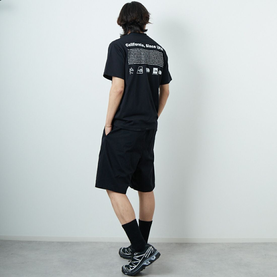 THE NORTH FACE [ザ ノースフェイス] ショートスリーブ ヒストリカルロゴTシャツ [NT32407] K &&モデル身長：179cm 着用サイズ：M&&