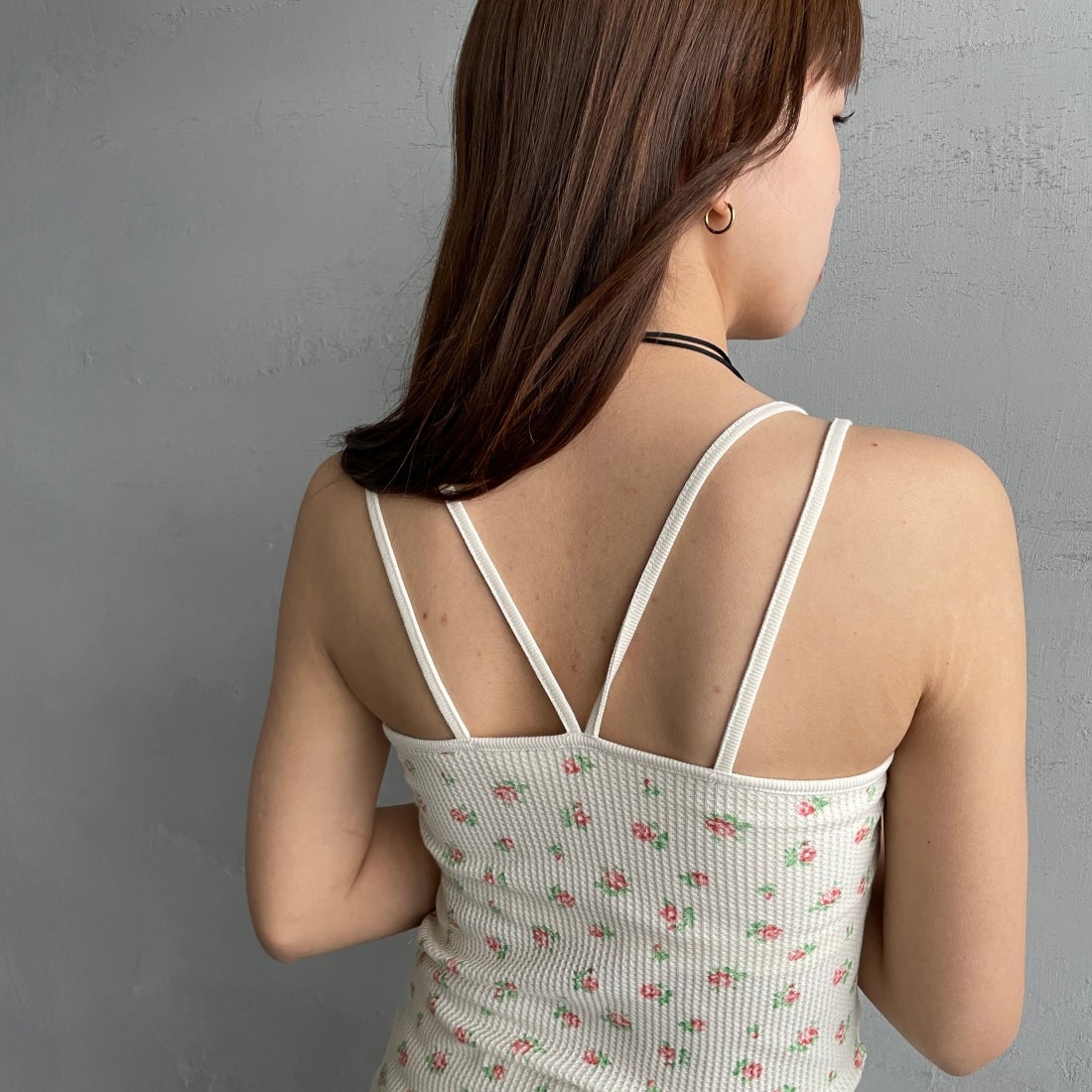 JE MORGAN [ジェイイーモーガン] ワッフル花柄キャミソール [JD764-29S] 34 NAT/RED &&モデル身長：165cm 着用サイズ：F&&