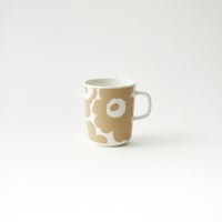 82 ﾍﾞｰｼﾞｭ