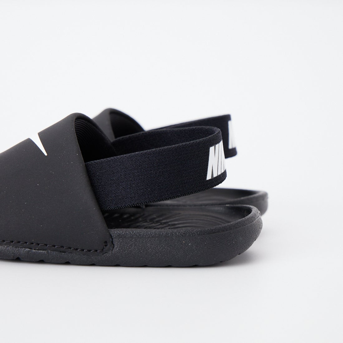 NIKE [ナイキ] KAWAスライドサンダル [BV1094] 001 ﾌﾞﾗｯｸ