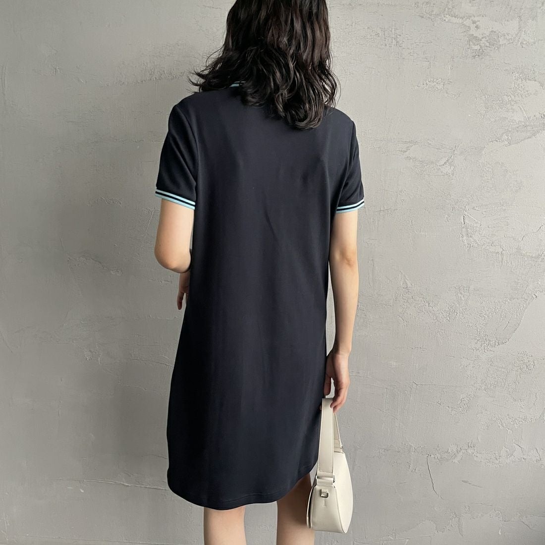 FRED PERRY [フレッドペリー] ツインティップドドレス [D3600] Y60 NAVY/M &&モデル身長：160cm 着用サイズ：10&&