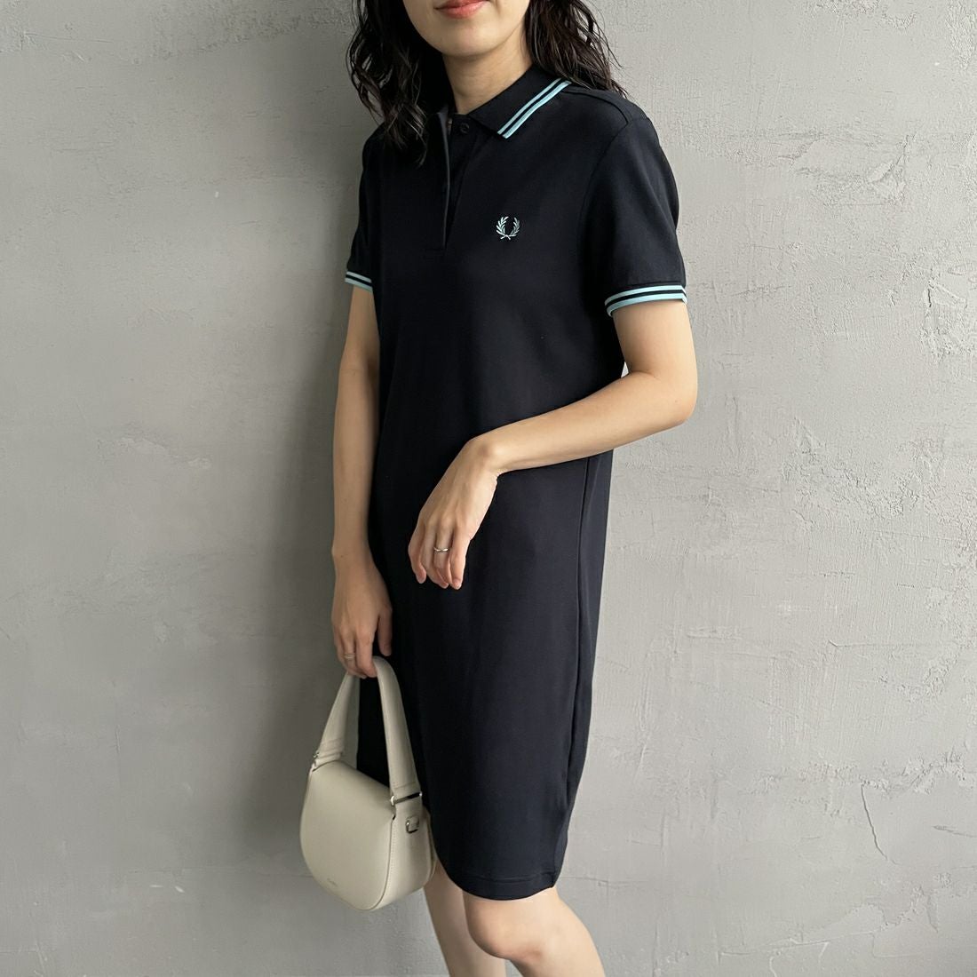 FRED PERRY [フレッドペリー] ツインティップドドレス [D3600] Y60 NAVY/M &&モデル身長：160cm 着用サイズ：10&&