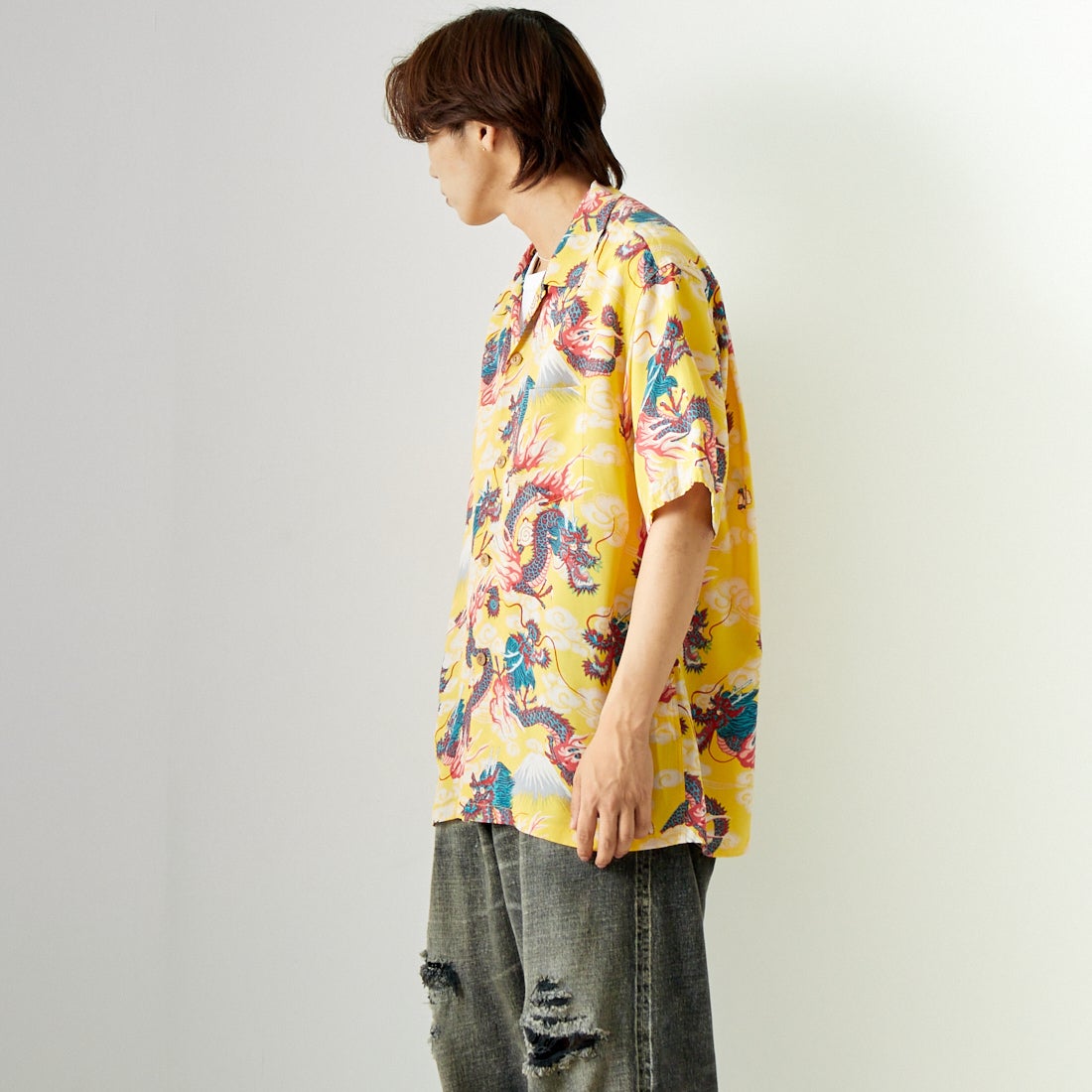 SUN SURF [サンサーフ] レーヨンハワイアンシャツ [SS39227] 155 YELLOW &&モデル身長：179cm 着用サイズ：XL&&