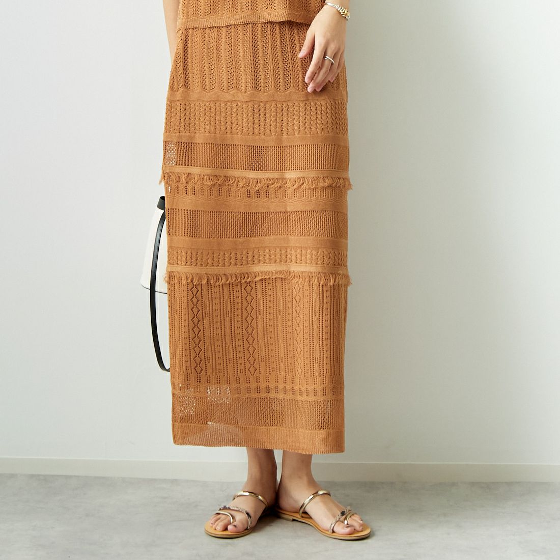 Jeans Factory Clothes [ジーンズファクトリークローズ] メッシュフリンジスカート [11242812] ﾓｶ &&モデル身長：167cm 着用サイズ：F&&