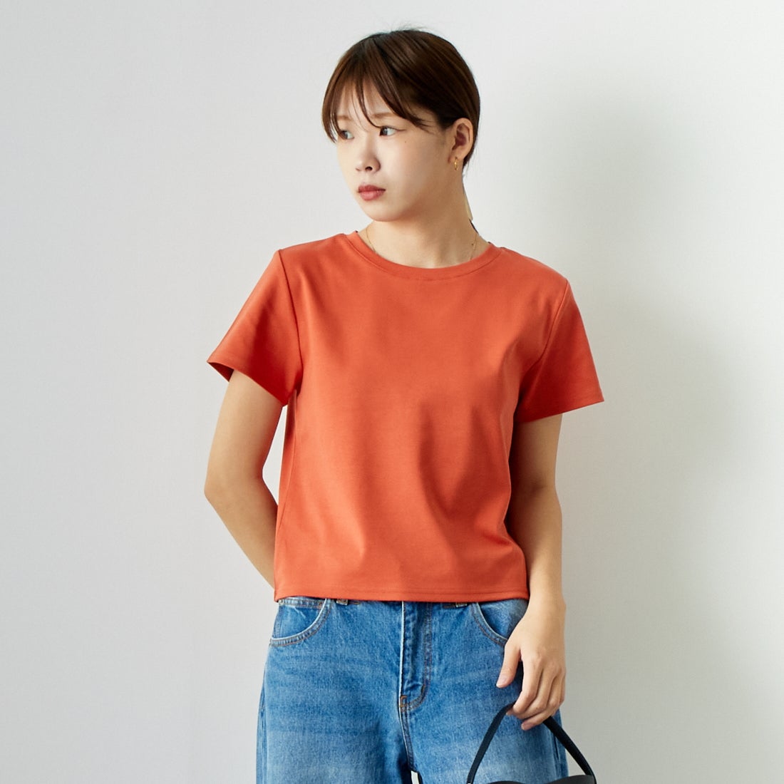 CLOCHE [クロシェ] クルーネックコンパクトTシャツ [41285759] ｵﾚﾝｼﾞ &&モデル身長：167cm 着用サイズ：2&&