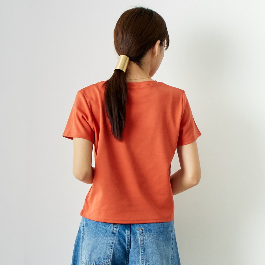 CLOCHE [クロシェ] クルーネックコンパクトTシャツ [41285759] ｵﾚﾝｼﾞ &&モデル身長：167cm 着用サイズ：2&&