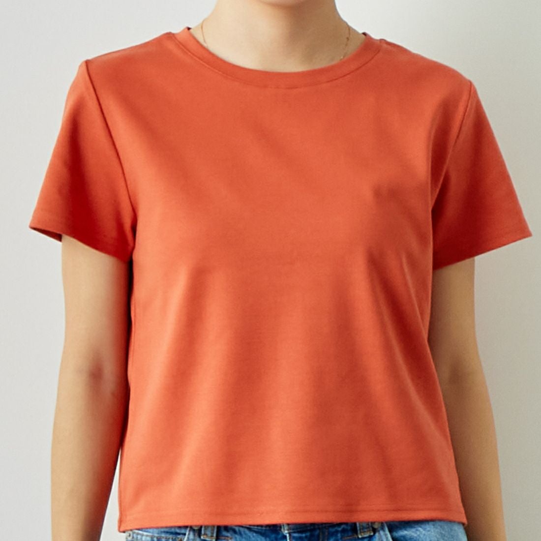 CLOCHE [クロシェ] クルーネックコンパクトTシャツ [41285759] ｵﾚﾝｼﾞ &&モデル身長：167cm 着用サイズ：2&&