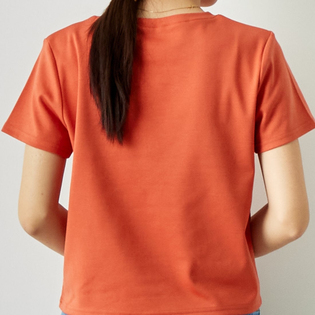 CLOCHE [クロシェ] クルーネックコンパクトTシャツ [41285759] ｵﾚﾝｼﾞ &&モデル身長：167cm 着用サイズ：2&&