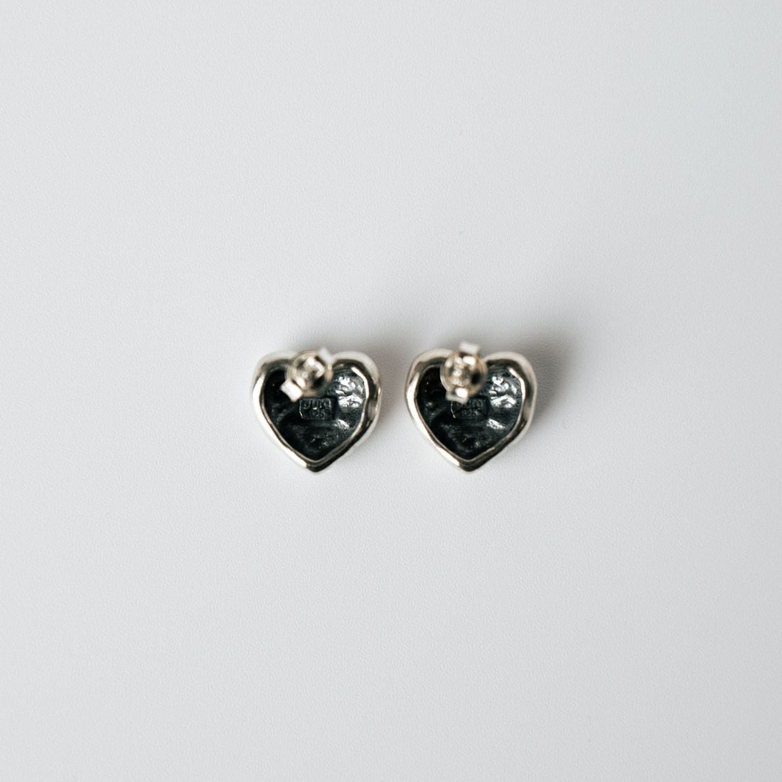 aura [オーラ] ヴィンテージハートピアス [A-P009] SILVER