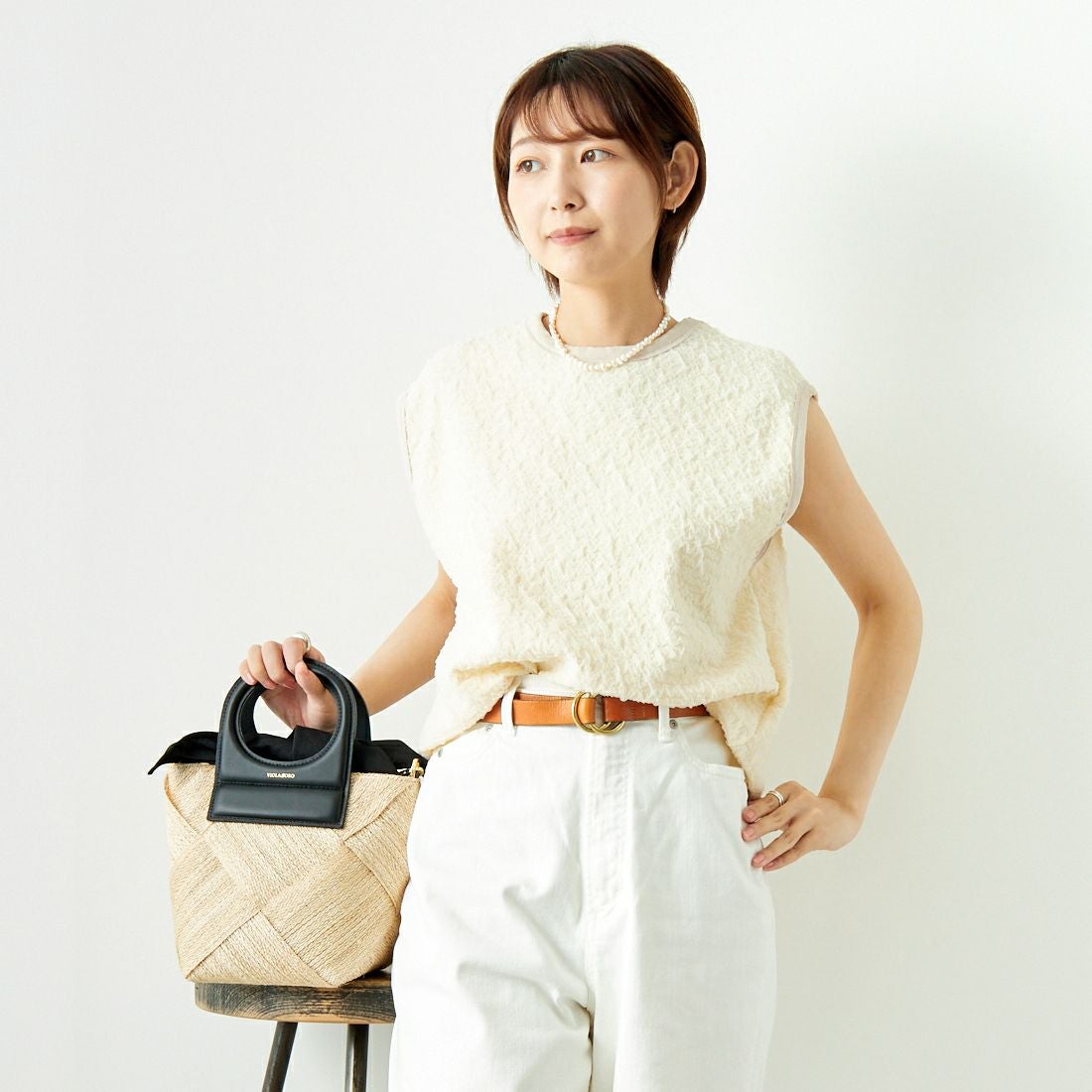 CHIGNON [シニヨン] フクレチュールプルオーバー [8743-630KO] O.WHITE &&モデル身長：167cm 着用サイズ：F&&