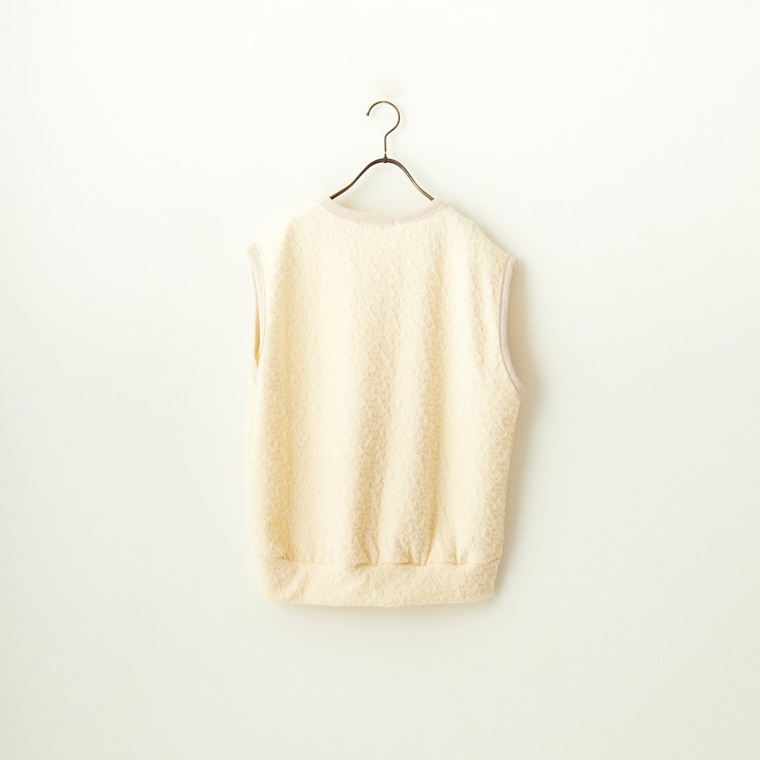 CHIGNON [シニヨン] フクレチュールプルオーバー [8743-630KO] O.WHITE