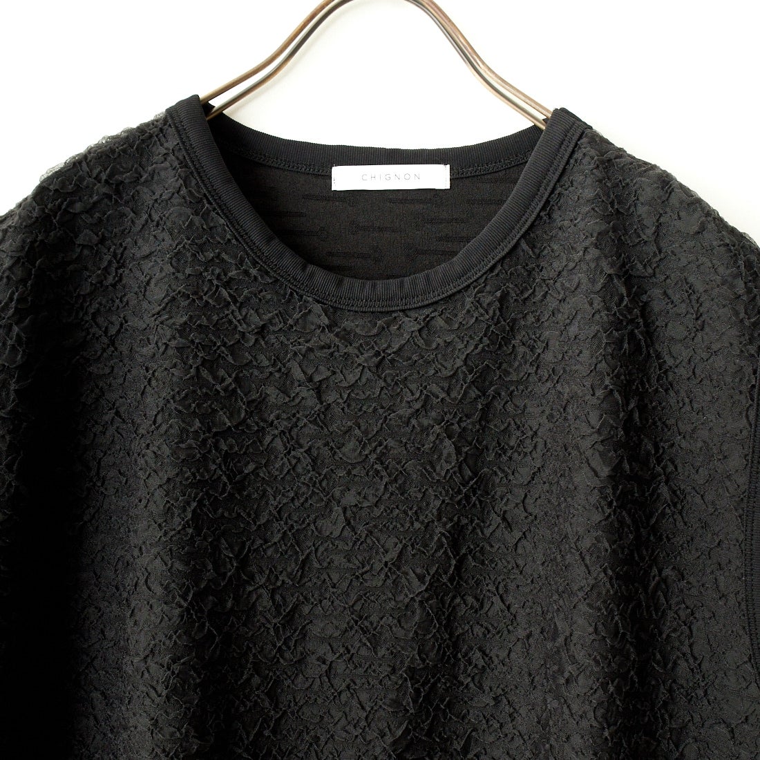 CHIGNON [シニヨン] フクレチュールプルオーバー [8743-630KO] BLACK