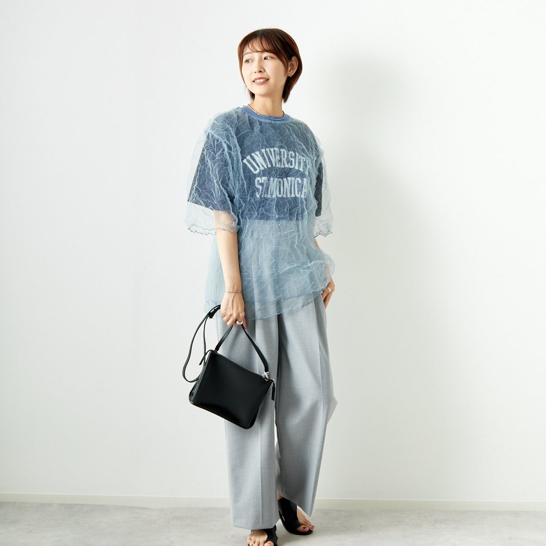 CHIGNON [シニヨン] チュールワッシャーTシャツ [9243-603LA] BLUE &&モデル身長：167cm 着用サイズ：F&&