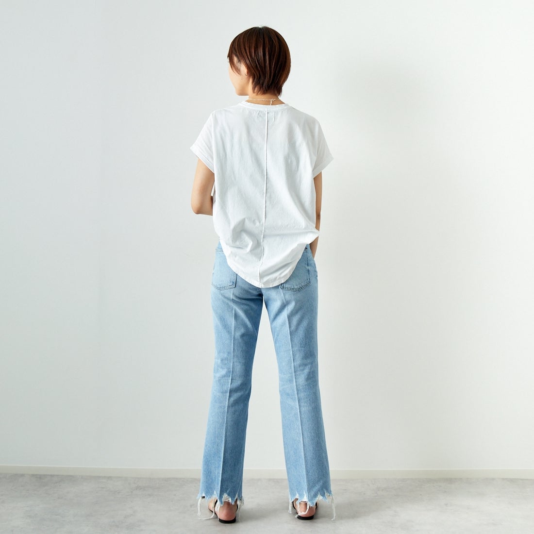 RED CARD TOKYO [レッドカード トーキョー] Leslie フレアデニム [72351901ELF] K-EX IND L&&モデル身長：168cm 着用サイズ：25&&