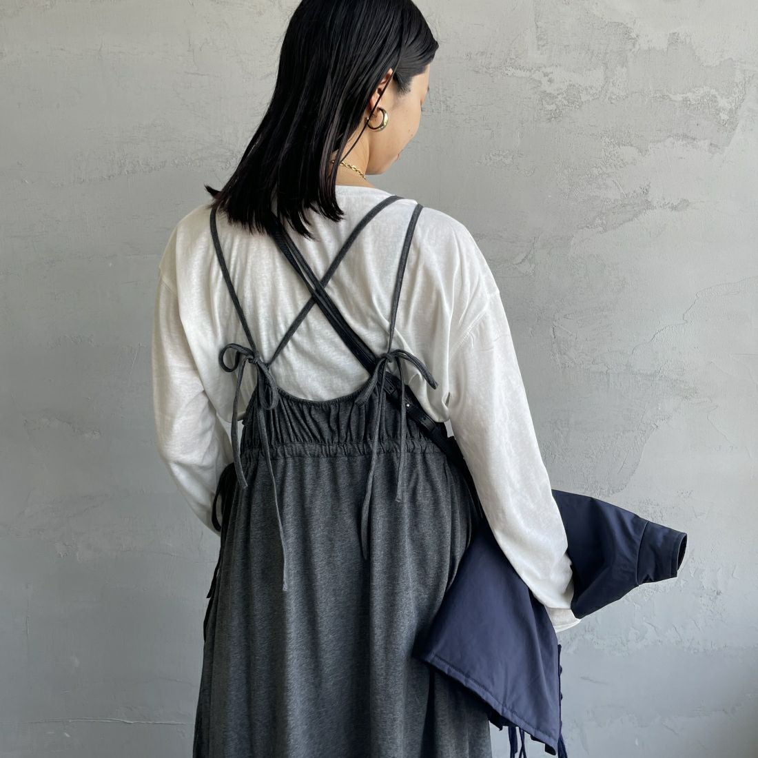 By/m [バイエム] マルチWAY ギャザーキャミカットワンピース [24122007] 07 GRAY &&モデル身長：163cm 着用サイズ：F&&