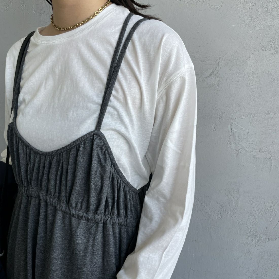 By/m [バイエム] マルチWAY ギャザーキャミカットワンピース [24122007] 07 GRAY &&モデル身長：163cm 着用サイズ：F&&