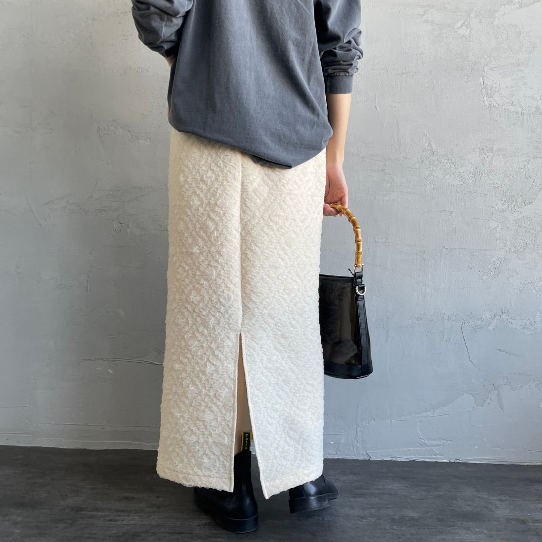By/m [バイエム] ふくれジャガード ナローロングスカート [24122014] 02 OFF &&モデル身長：160cm 着用サイズ：F&&