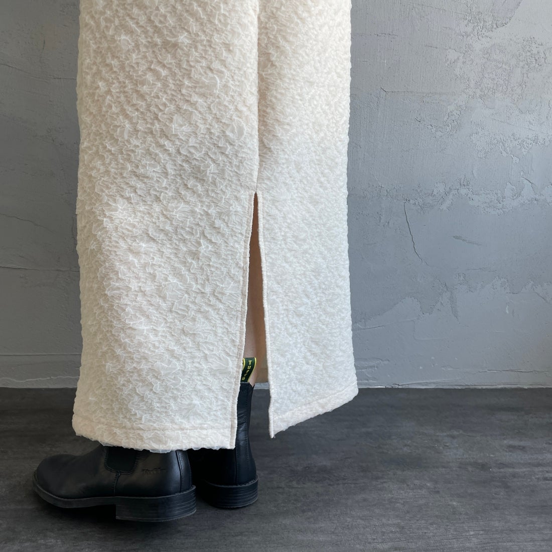 By/m [バイエム] ふくれジャガード ナローロングスカート [24122014] 02 OFF &&モデル身長：160cm 着用サイズ：F&&