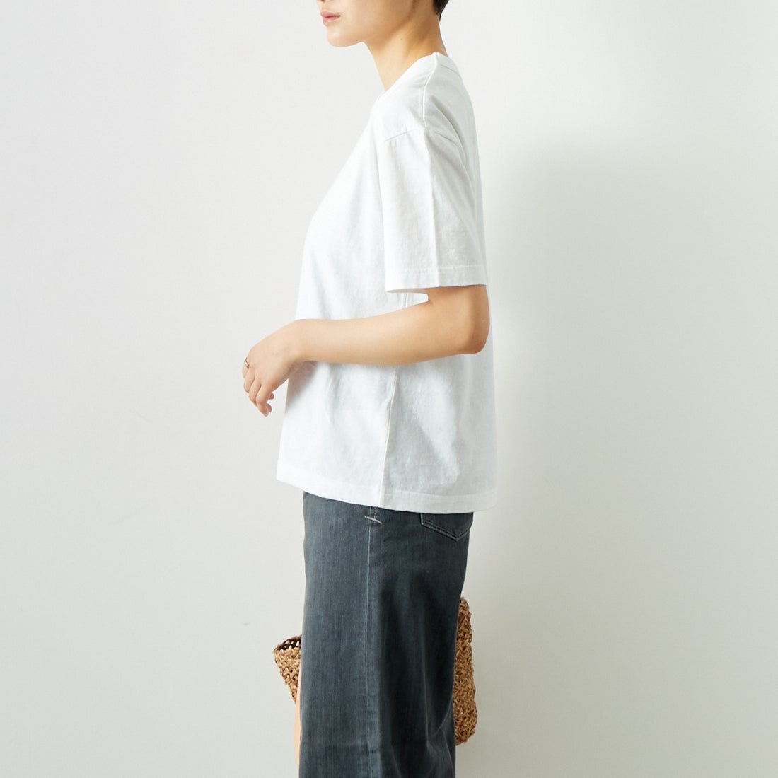 MEYAME [メヤメ] ブランクTシャツ [MEY-1874] WHITE &&モデル身長：160cm 着用サイズ：F&&