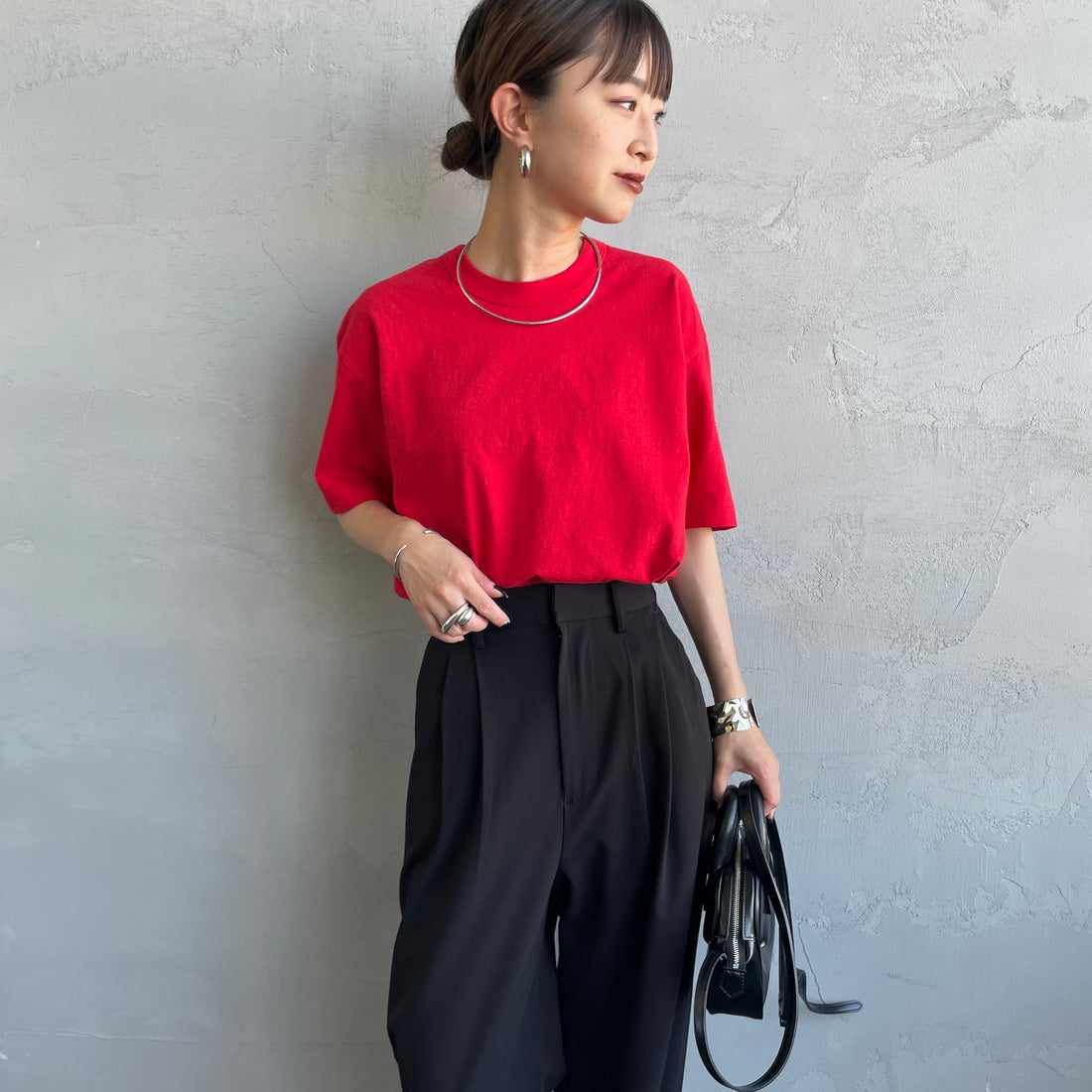 MEYAME [メヤメ] ブランクTシャツ [MEY-1874] RED &&モデル身長：150cm 着用サイズ：F&&