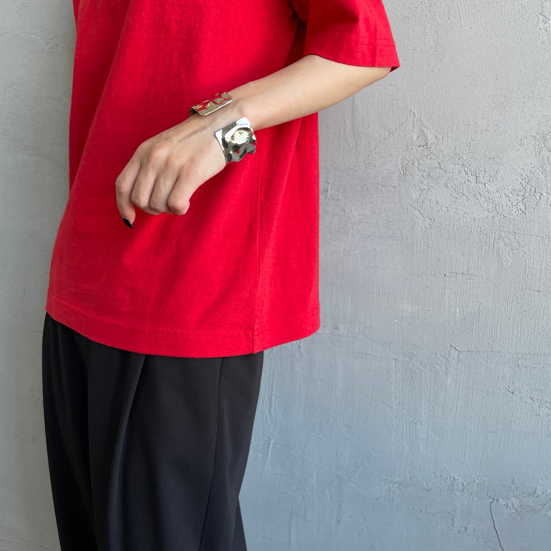 MEYAME [メヤメ] ブランクTシャツ [MEY-1874] RED &&モデル身長：150cm 着用サイズ：F&&