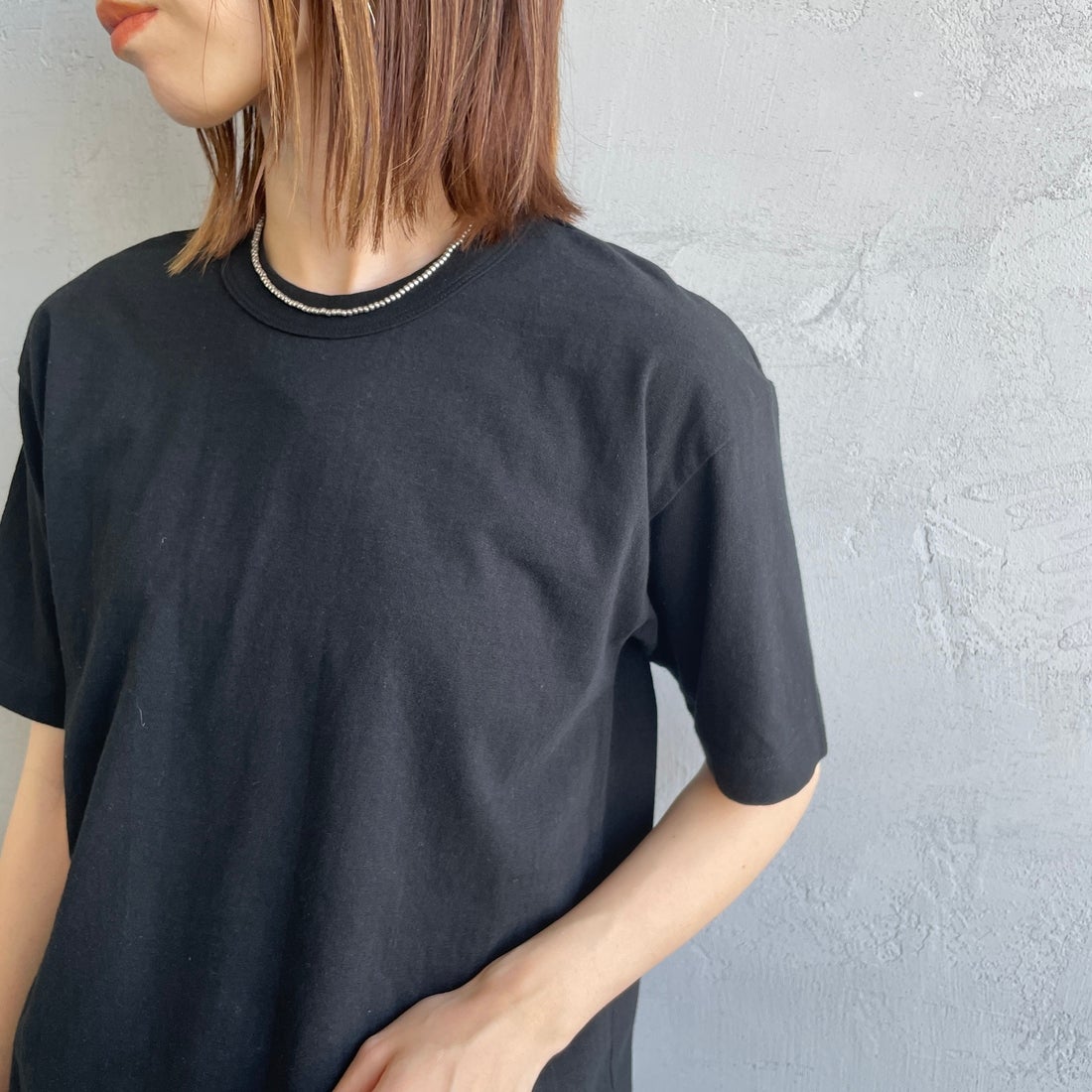 MEYAME [メヤメ] ブランクTシャツ [MEY-1874] BLACK &&モデル身長：158cm 着用サイズ：F&&