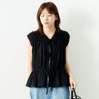 BLACK&&モデル身長：167cm 着用サイズ：F&&