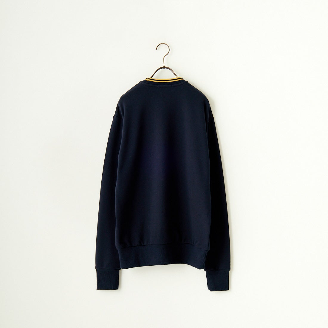 FRED PERRY [フレッドペリー] 別注 ツインティップライン ワンポイントロゴ刺繍クルーネックスウェット [FPM-24A-004-JF] NAVY