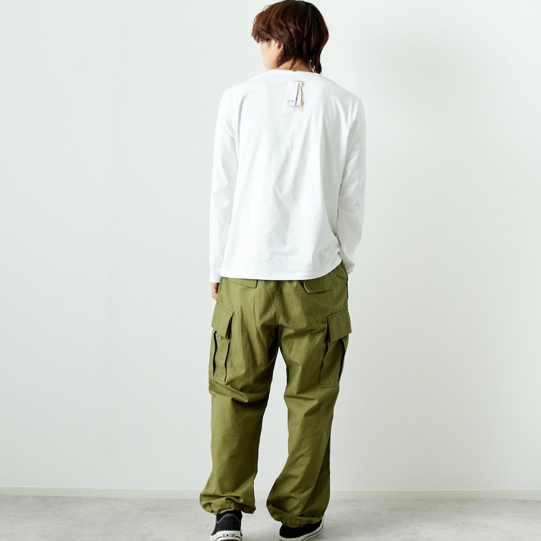 A.P.C. 刺繍入りポケットTシャツ ベージュ M A.P.C. [アー・ペー・セー] ロゴ刺繍 長袖ポケットTシャツ [POCKET-EMB