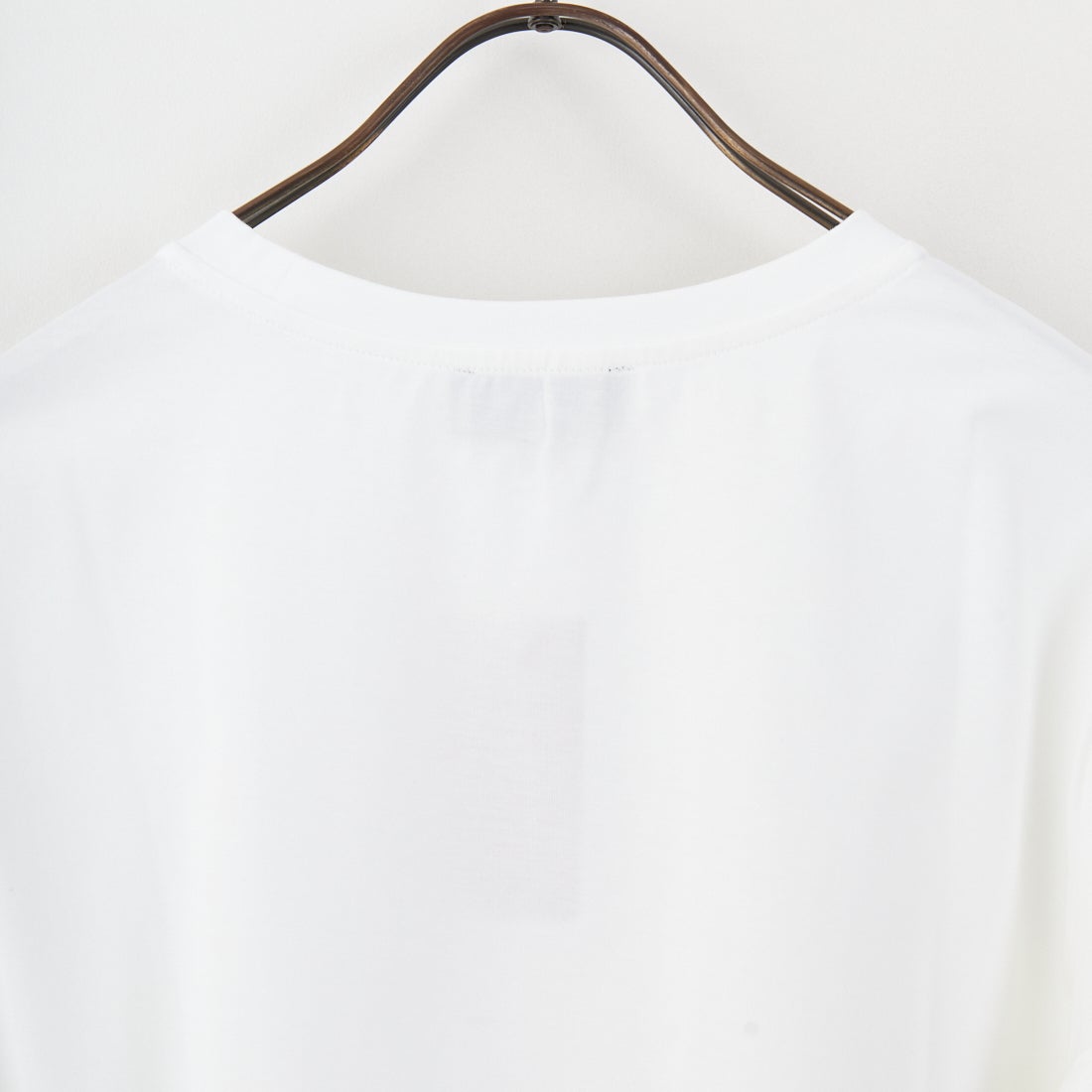 A.P.C. [アー・ペー・セー] ロゴ刺繍 長袖ポケットTシャツ [POCKET-EMB-T] 90 BLANC