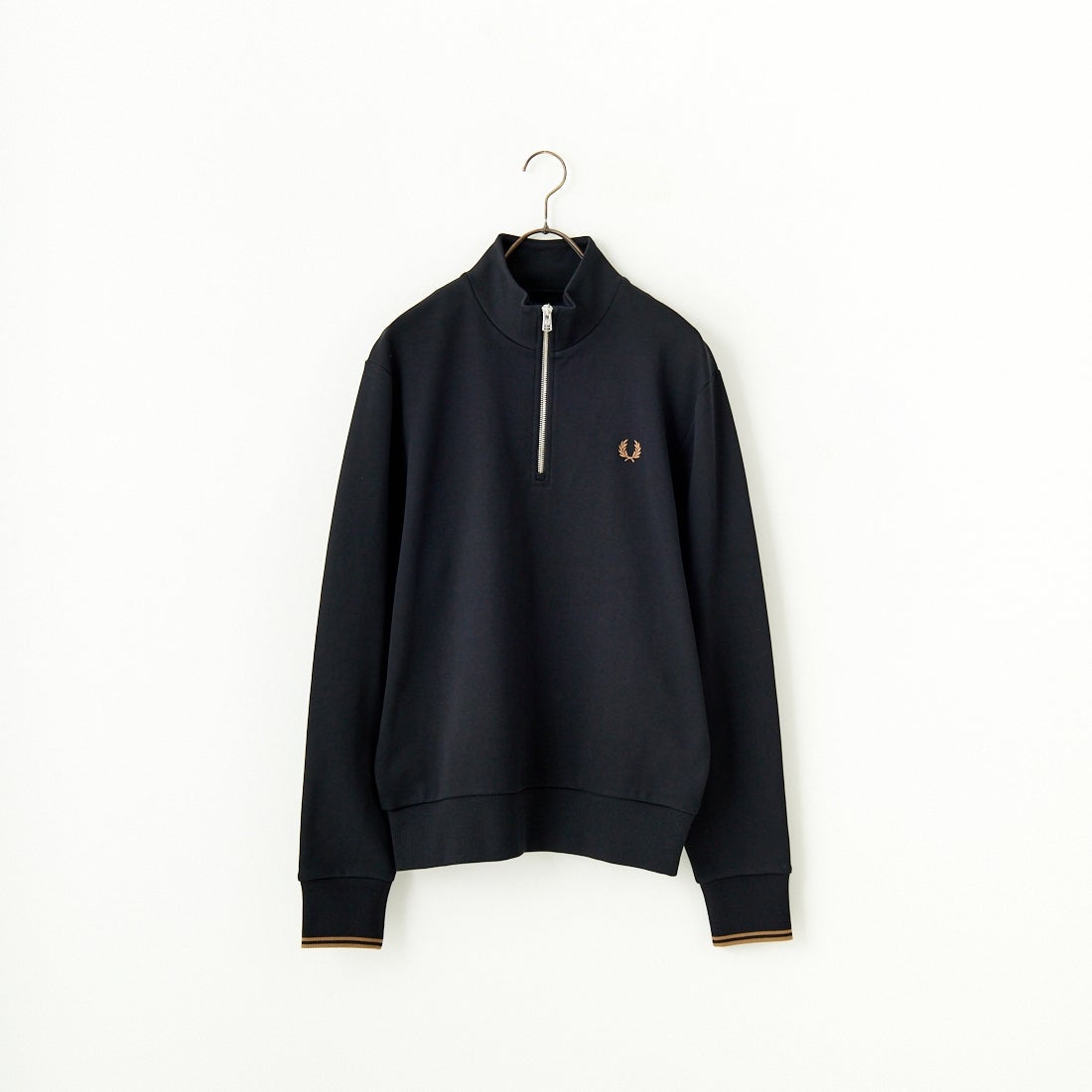 FRED PERRY [フレッドペリー] ワンポイントロゴ刺繍 ハーフジップスウェット [M3574] S77 BLK/SH