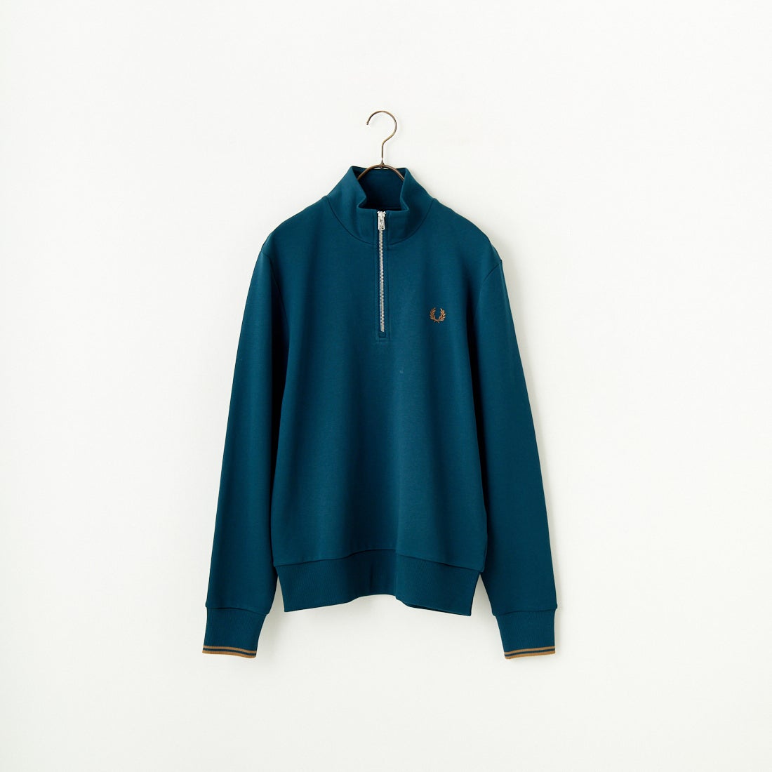 FRED PERRY [フレッドペリー] ワンポイントロゴ刺繍 ハーフジップスウェット [M3574] Z48 DARKPE