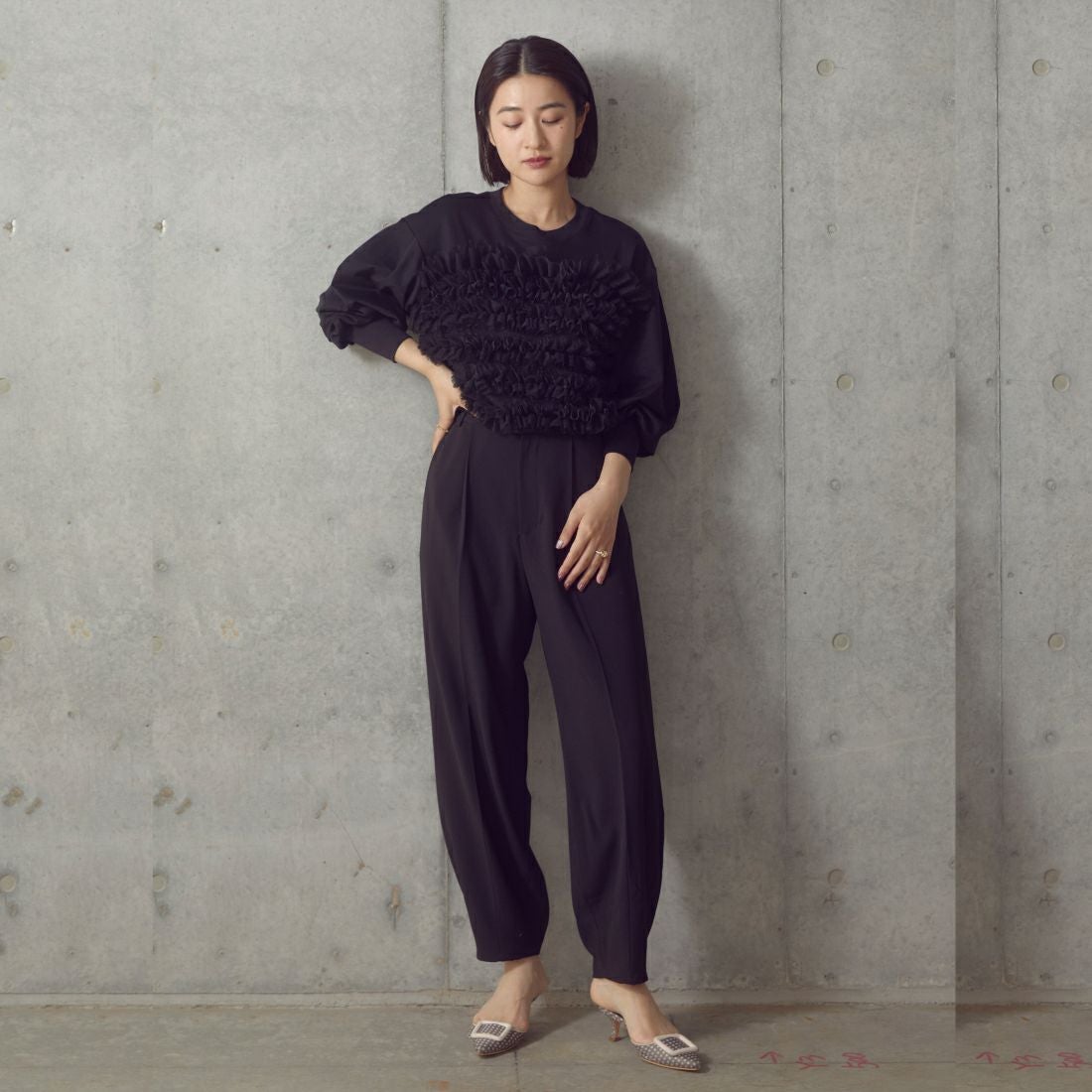 USINE [ユジーヌ] ピスチェドッキングプルオーバー [2430803] BLACK &&モデル身長：163cm 着用サイズ：F&&